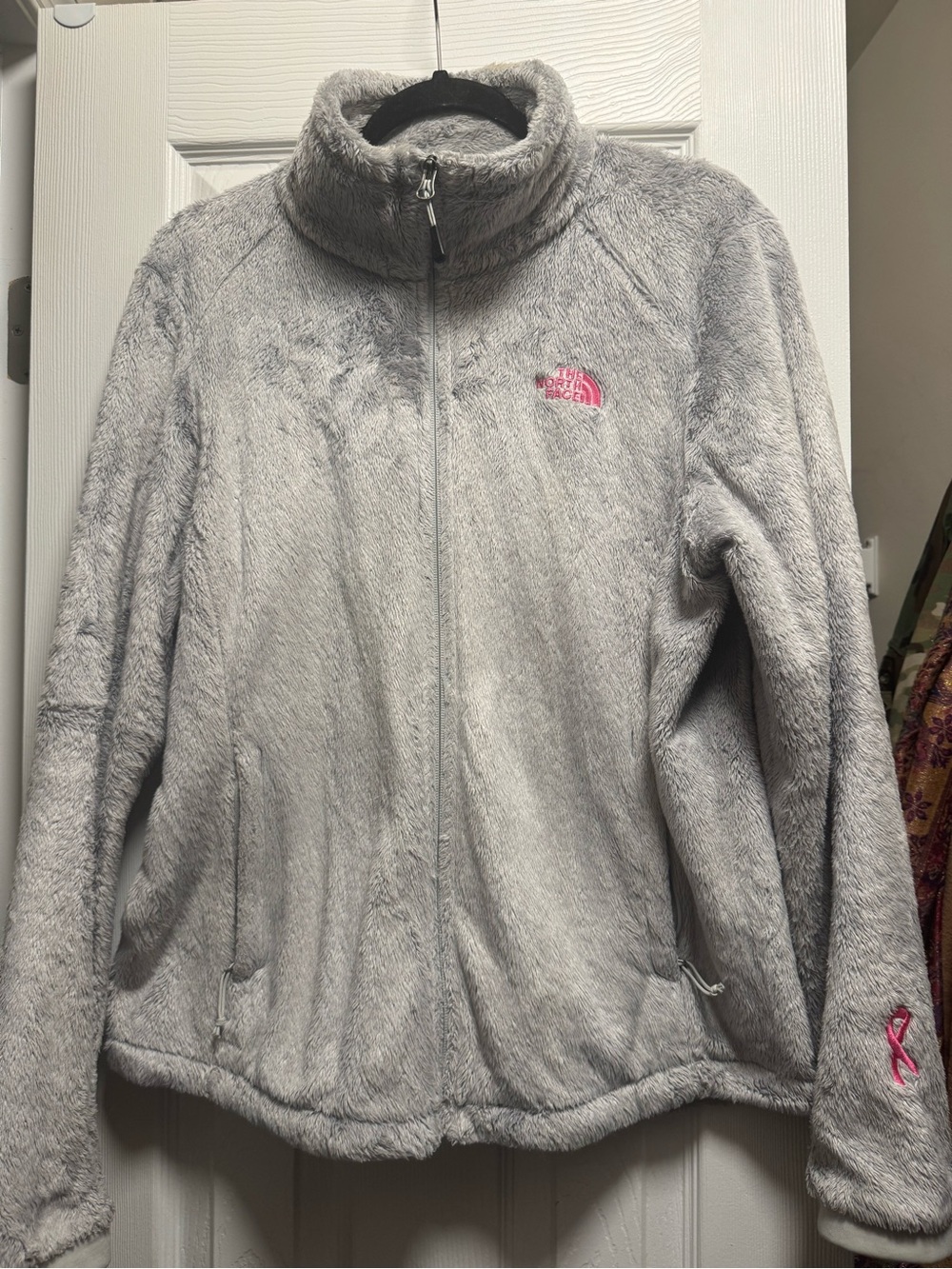 The North Face Light Gray Plush Full-Zip Teddy Jacket with Pink Logo
